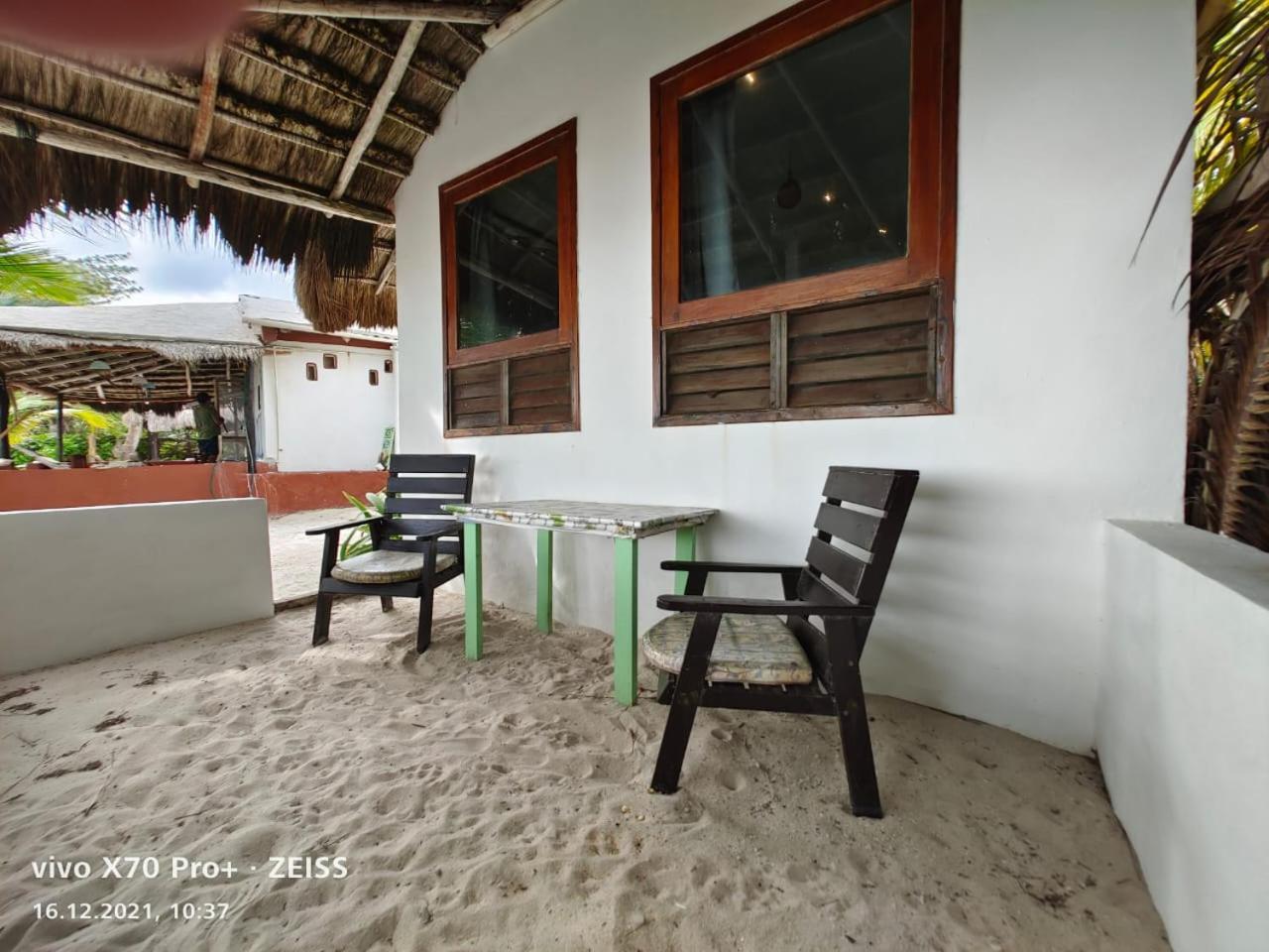 Lunazul Eco-Cabana Frente Al Mar Mahahual Exterior foto