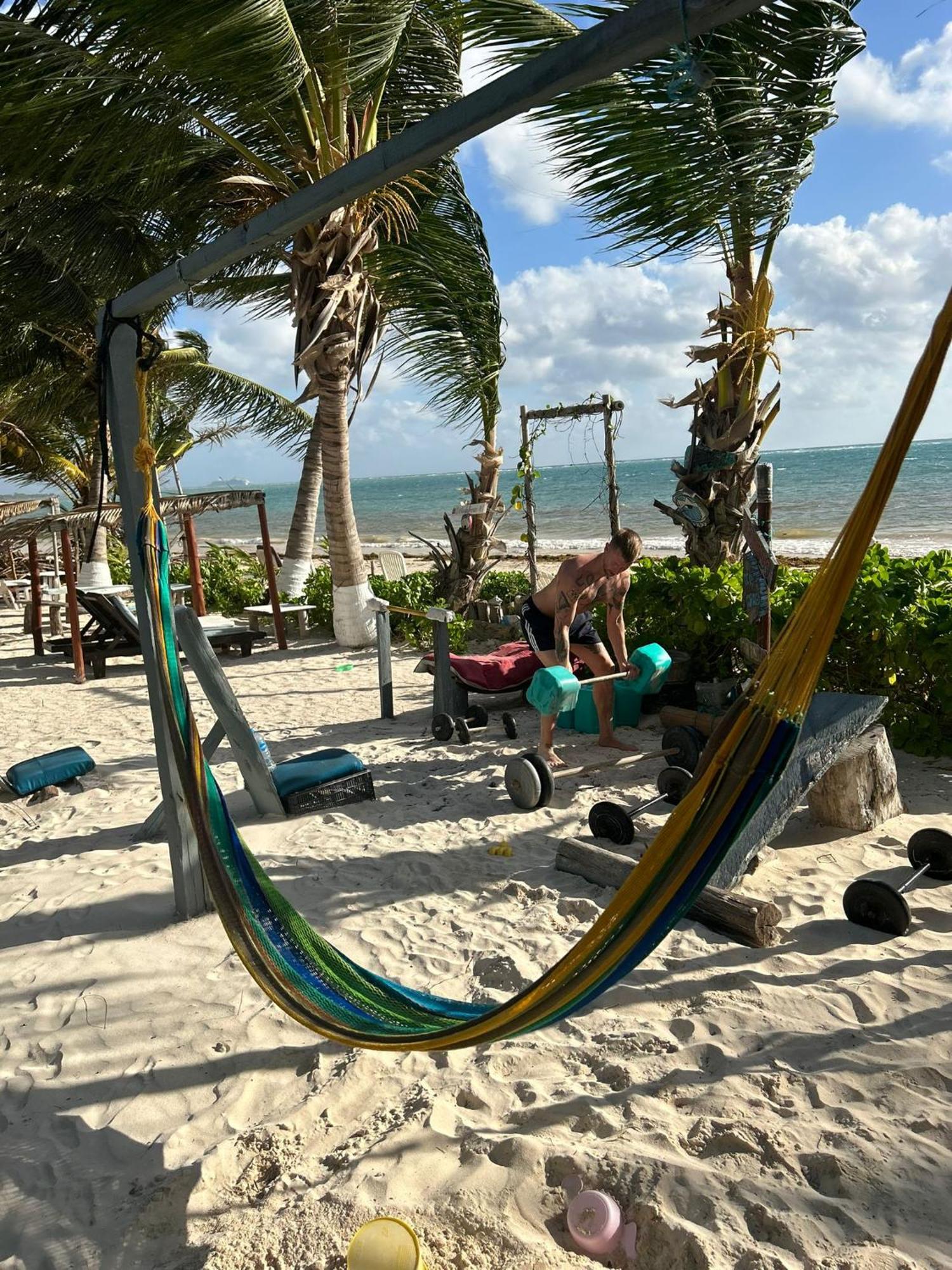 Lunazul Eco-Cabana Frente Al Mar Mahahual Exterior foto